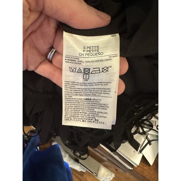 Banana Republic Black Short Sleeve Fringe Blouse Size Small Petite - Picture 6 of 6